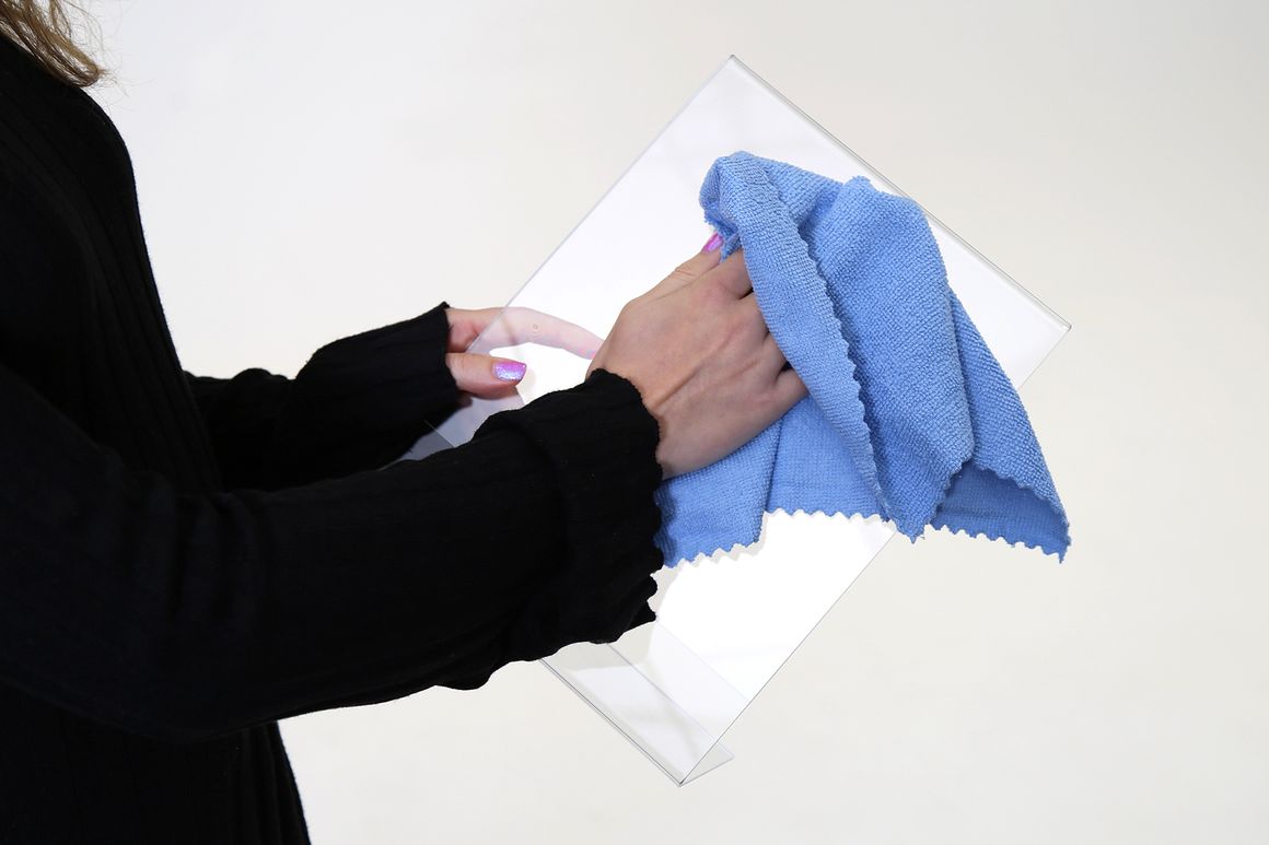 CleaningAcrylic CleaningAcrylic
