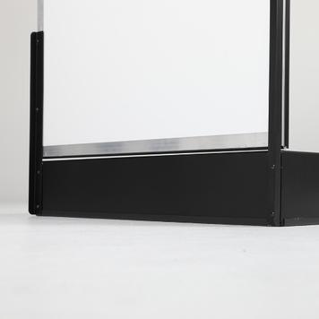 Pets Refreshing Corner with Snap Frame Header